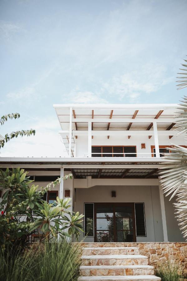 Salvatierra Beachfront Hotel Puerto Coyote Exterior foto